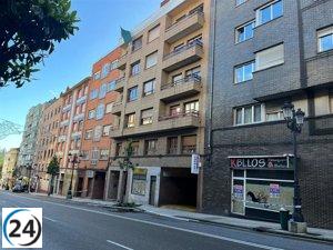 Fuerte viento provoca el colapso de una terraza de un sexto piso en Oviedo