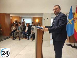 Barbón insta al PP asturiano a reflexionar sobre la violencia en manifestaciones, sin obedecer a las directrices de Génova.