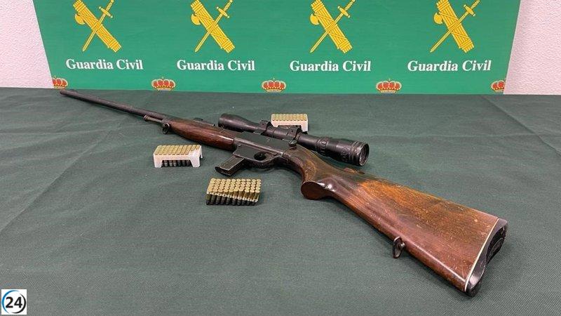 Arrestan a un residente de Langreo por posesión ilegal de armas y por matar a un cordero