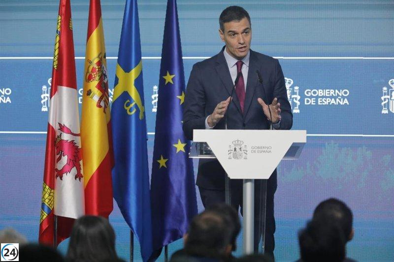 Pedro Sánchez reconoce el impacto positivo de la variante de Pajares en la unión de Asturias y CyL
