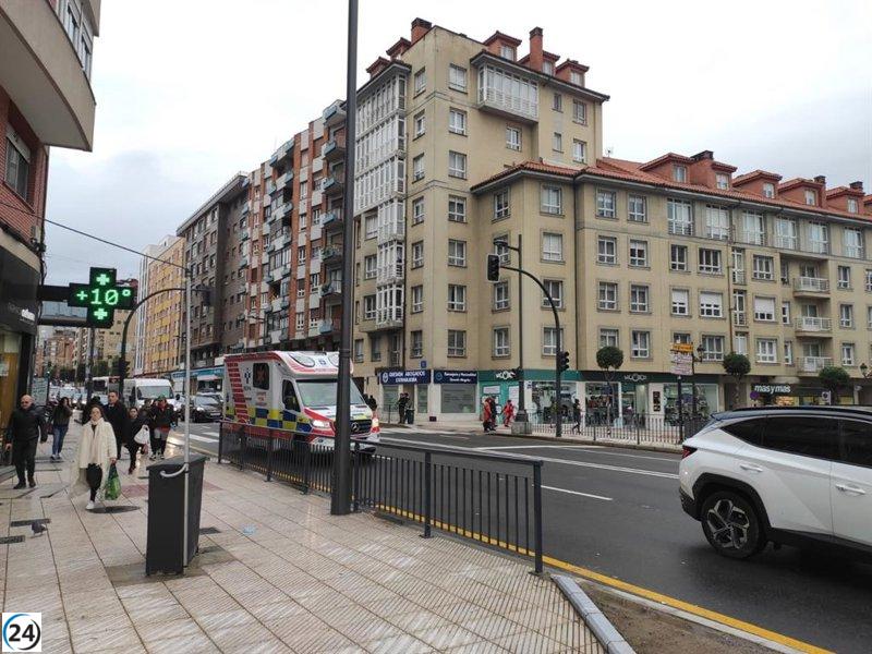 Trágico incidente en Oviedo: una mujer es atropellada por un vehículo de turismo.