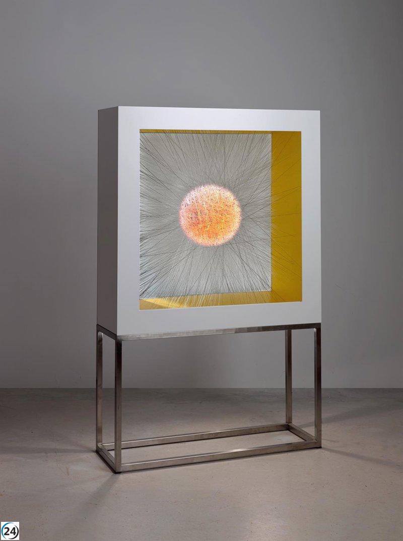 Pablo Armesto muestra sus obras en Pinta 2023 y en Art Miami, cautivando al público conservador.