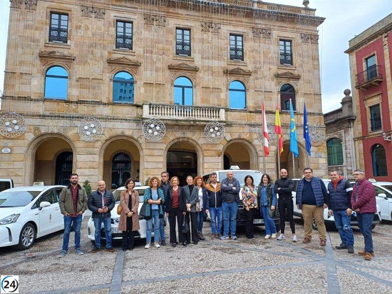 Taxistas solidarios transportarán gratuitamente a personas de residencias de mayores para disfrutar de las luces navideñas el 13 de diciembre.
