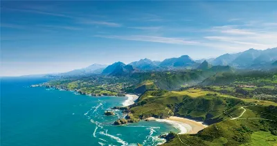 Asturias en verano: playas, gastronomía y fiestas