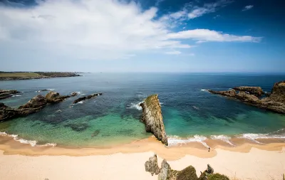 Celebra la llegada del verano en las playas asturianas