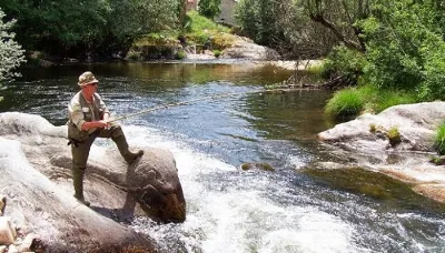 Pesca deportiva en la costa asturiana
