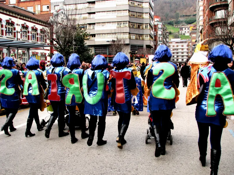 ¡Vive los Carnavales de Avilés con intensidad!